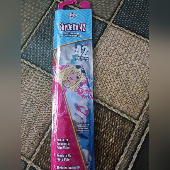 Barbie 42-Inch Kite with Handle - Picture 3 of 6